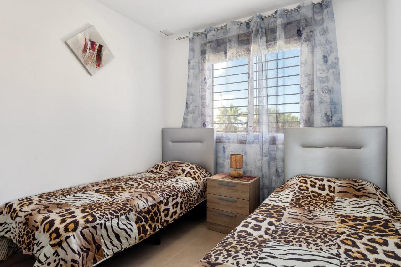 Cb Living - Modern Apartment, Terrazas De Campoamor Dehesa de Campoamor  Kültér fotó