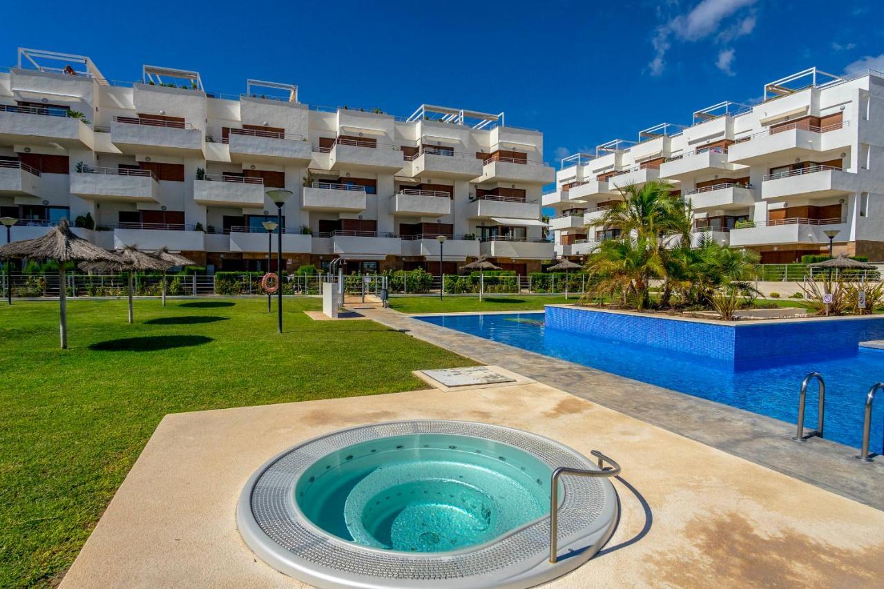Cb Living - Modern Apartment, Terrazas De Campoamor Dehesa de Campoamor  Kültér fotó